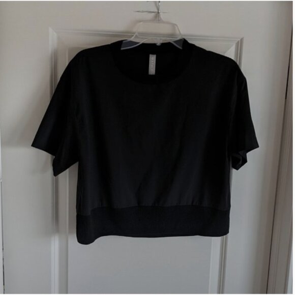 Athleta Tops - Athleta Zephyr Crop Tee, Black, Size XS